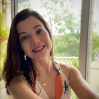 Foto da arquiteta Andressa Lima